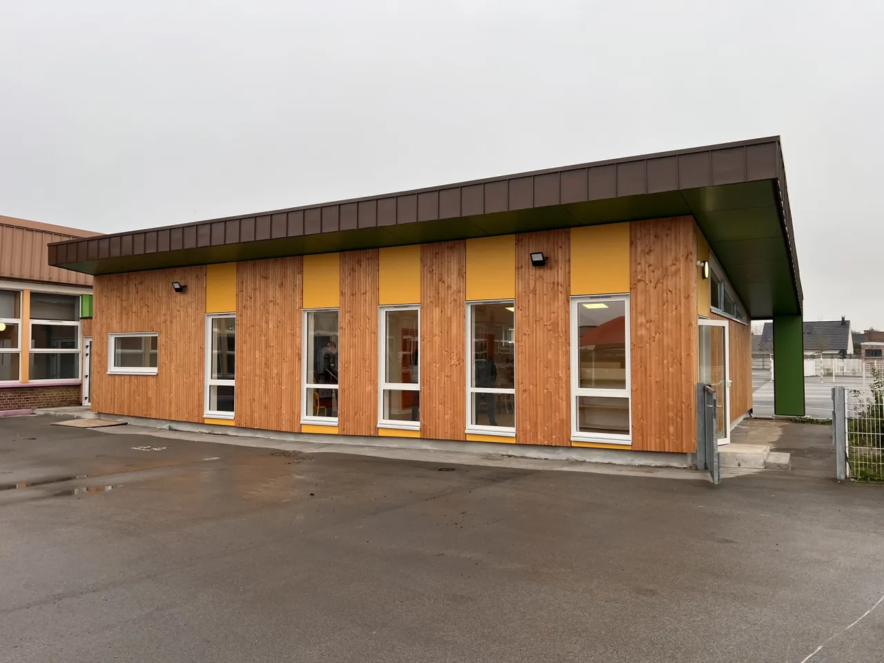 Ecole maternelle en bois à Auby