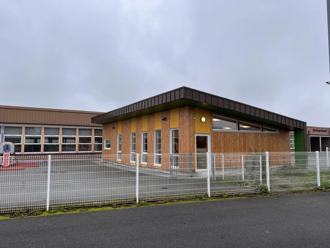 Construction d'un bâtiment scolaire à Auby